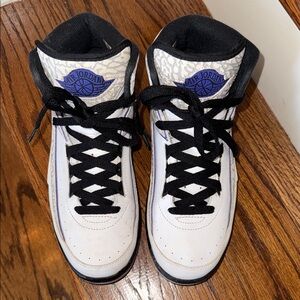 RETRO Nike Air Jordan’s Kids Sneakers - White and Black